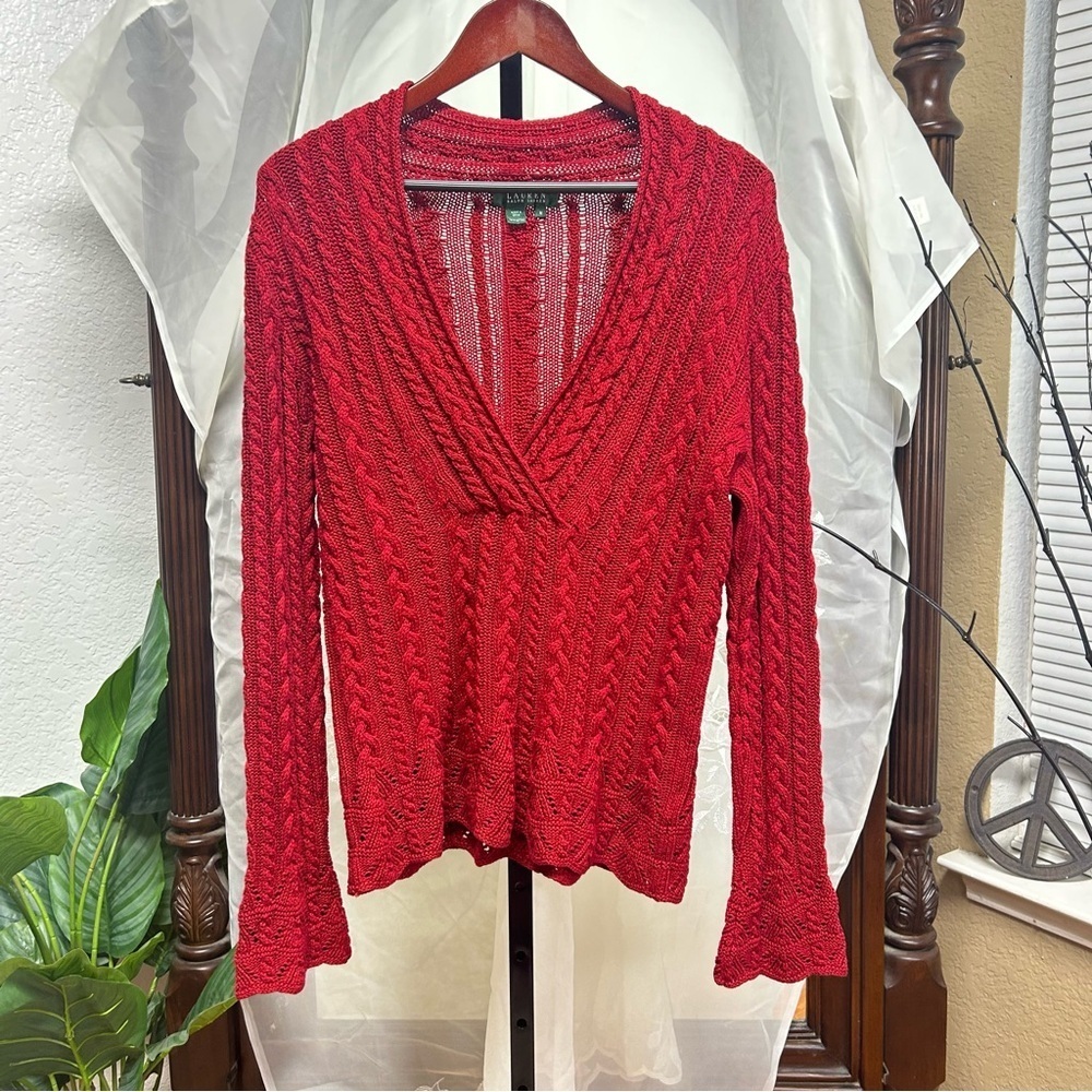 Lauren Ralph Lauren red cable knit v neck sweater medium with flare sleeves